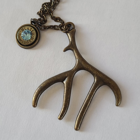 Necklace and earrings set - Picture 3 of 3